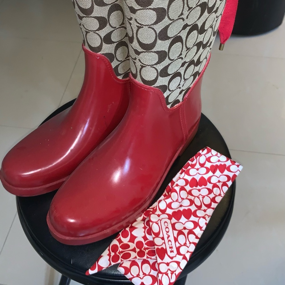 Coach rain boots with matching headband